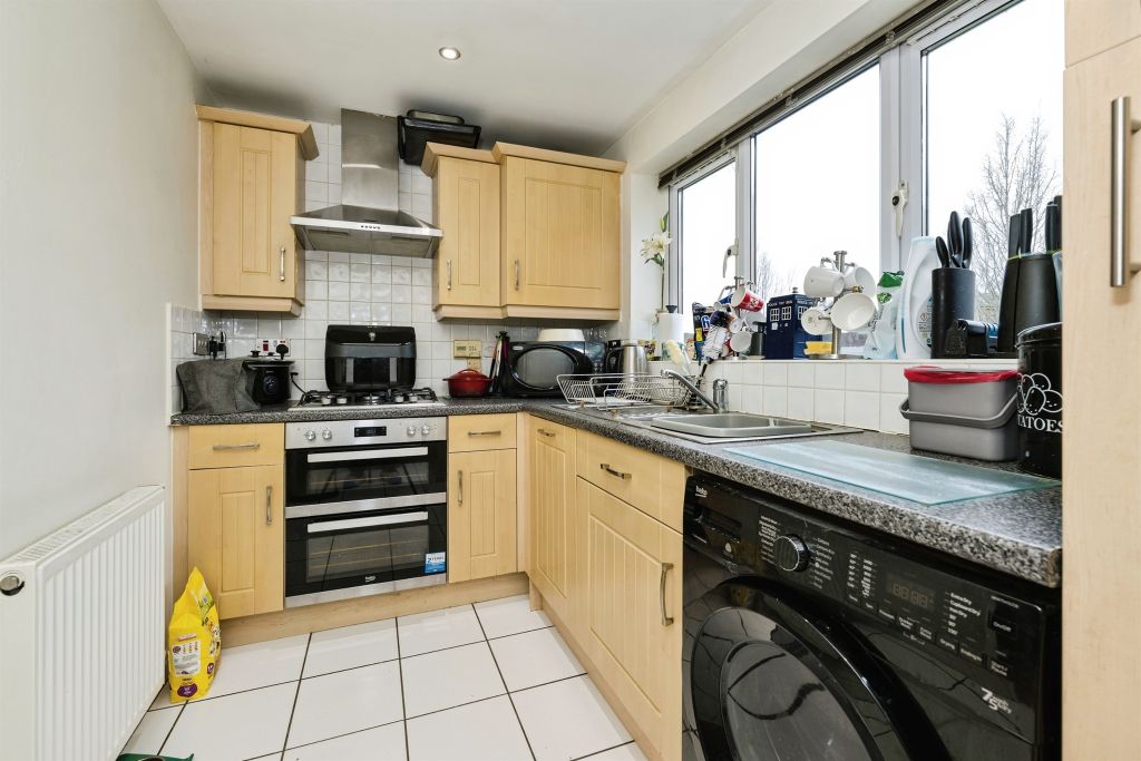 Property photo 3 of 14