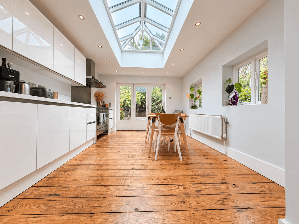 Property photo 3 of 23 Reighton 10