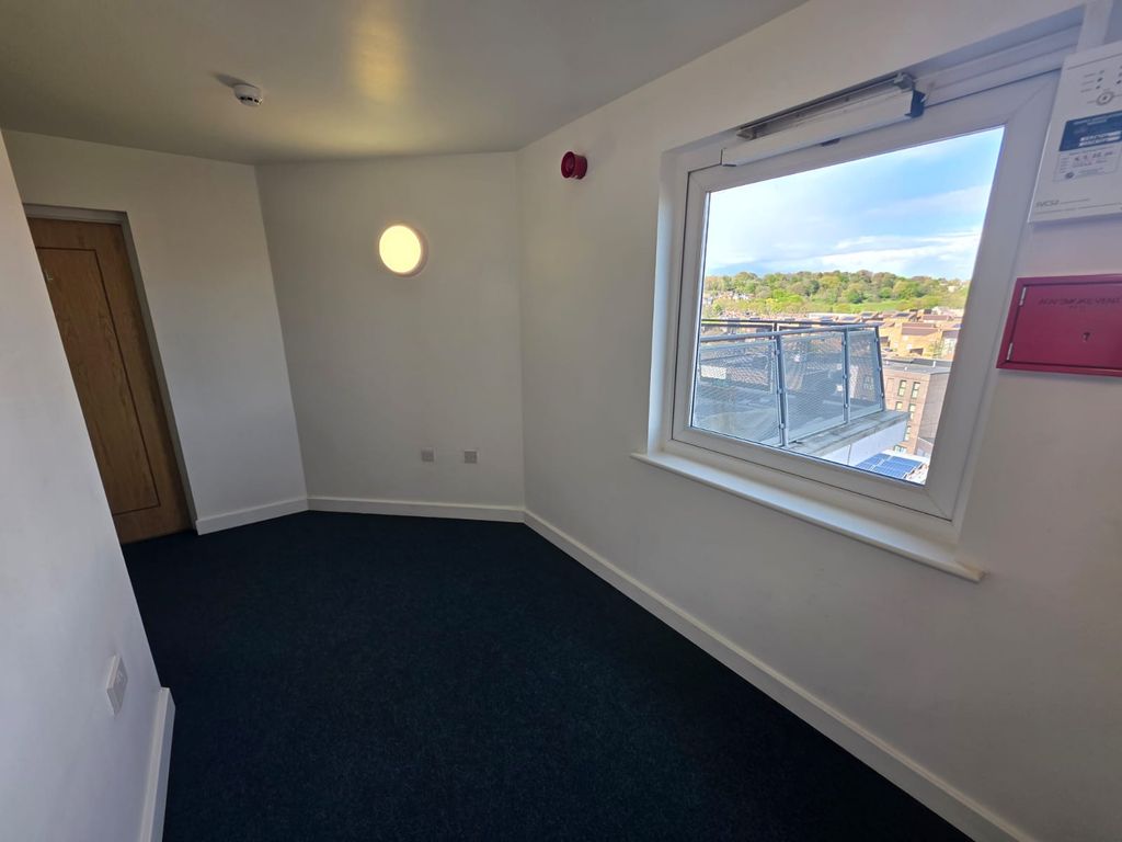 Property photo 3 of 16 Whatsapp Image 2026-04-14 At 3.49.42 Pm (1).Jpeg