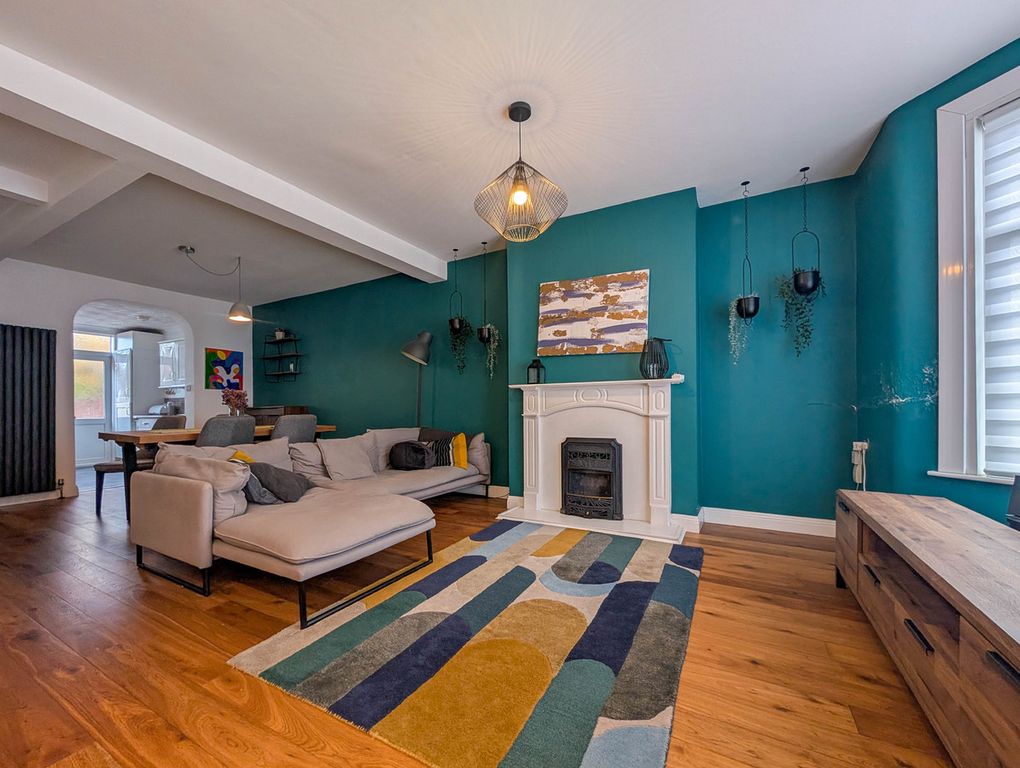 Property photo 3 of 13