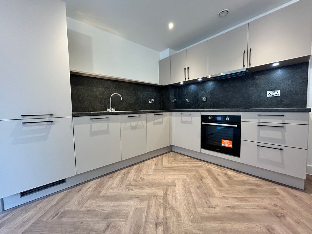 Property photo 2 of 4 Kitchen