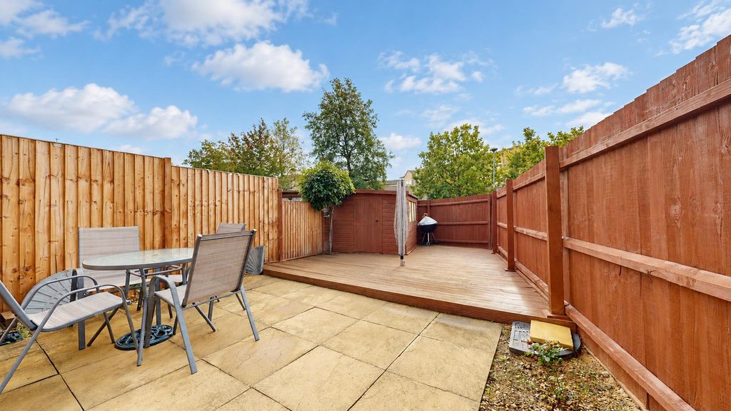 Property photo 2 of 22 G