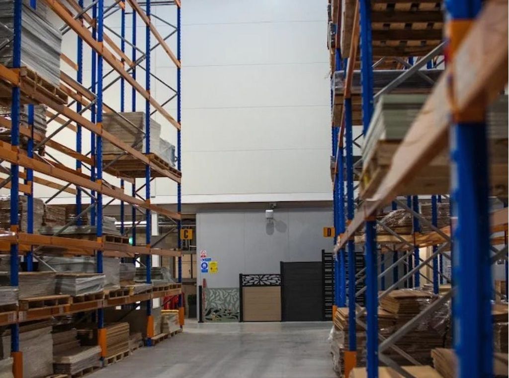 Property photo 3 of 9 3.Jpg