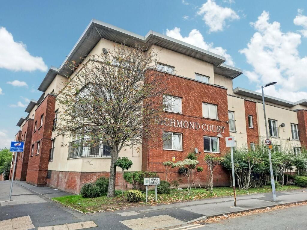 Property photo 1 of 10