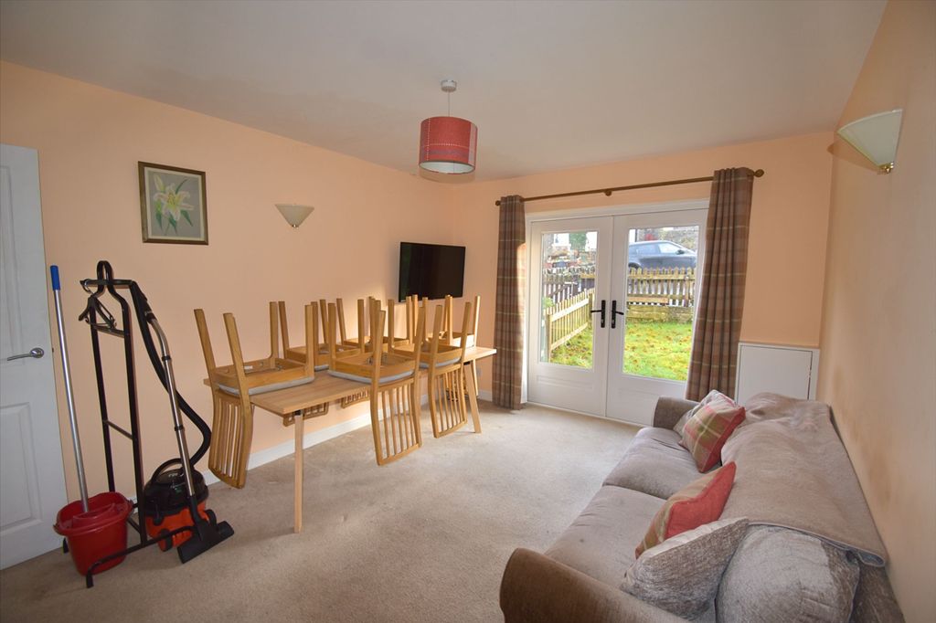 Property photo 2 of 11 Dining Room