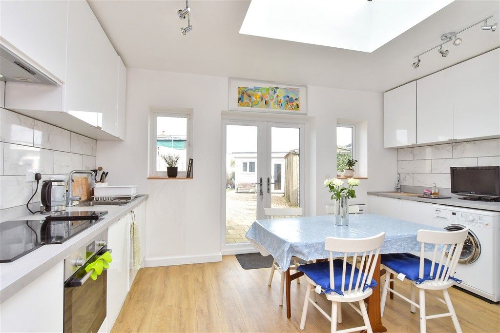 Property photo 1 of 20 Kitchen