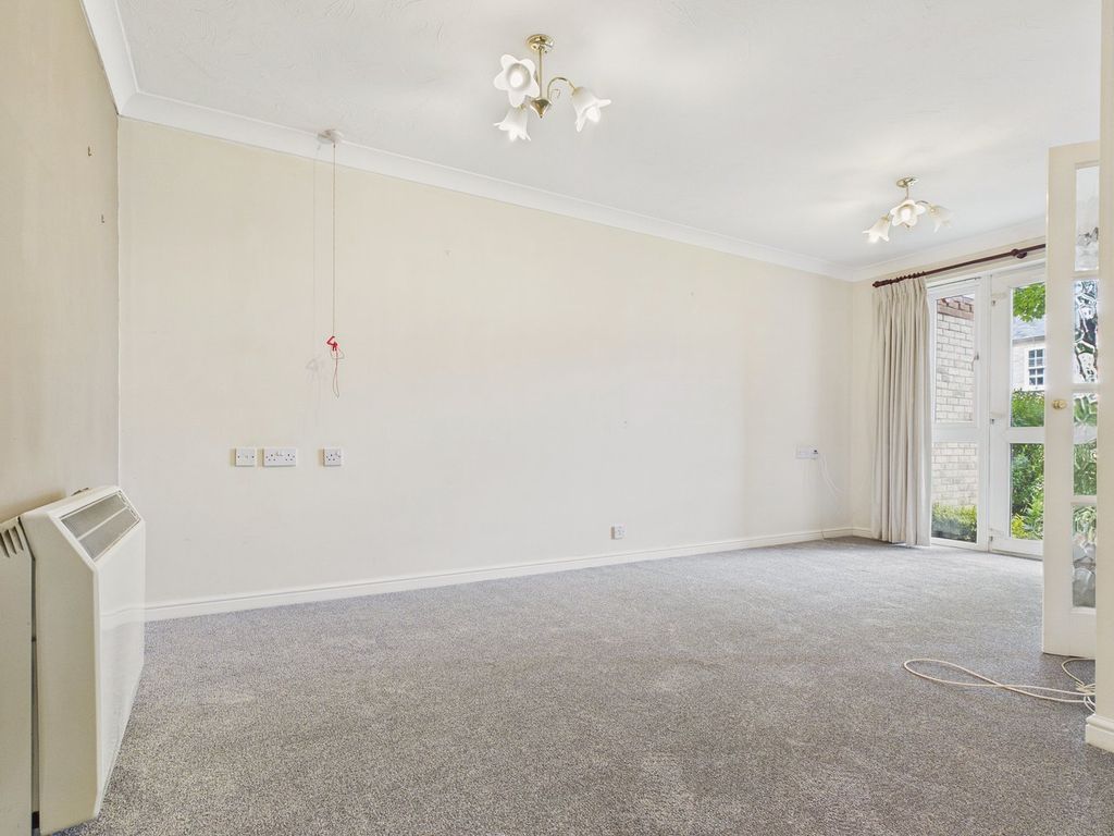 Property photo 3 of 8