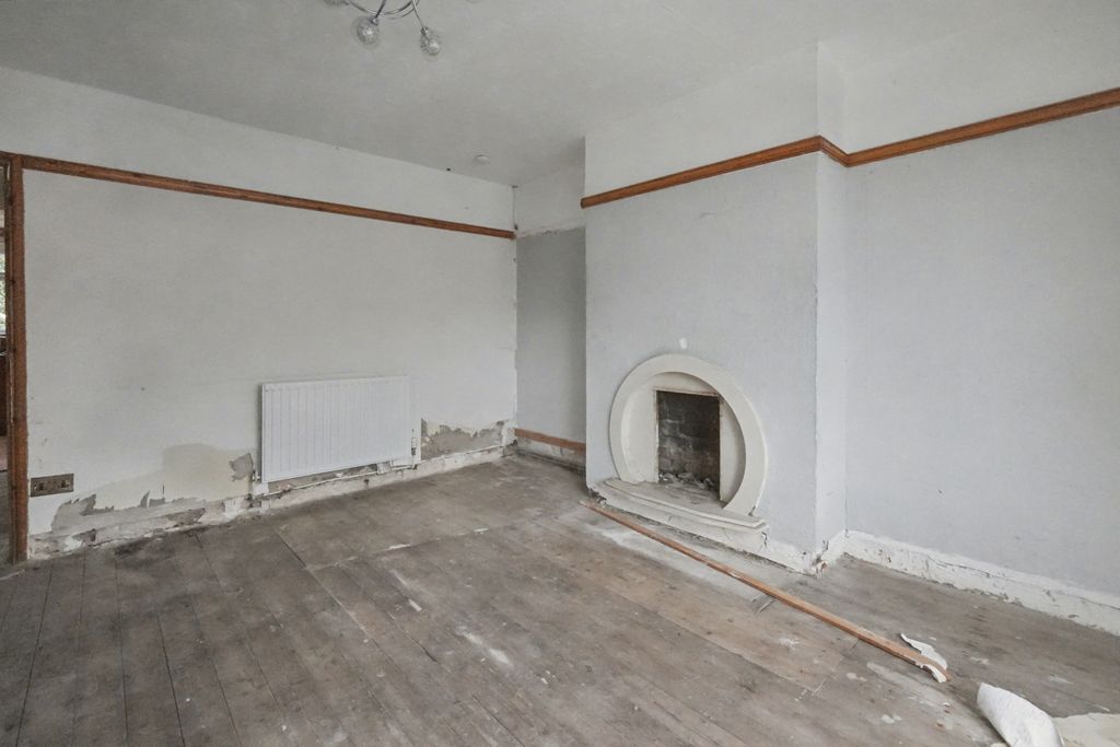 Property photo 3 of 17 173 Finch Lane, Knotty Ash, Liverpool, L14 9Pz