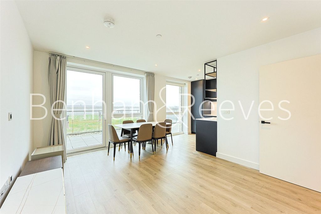 Property photo 2 of 12 Picture No. 04
