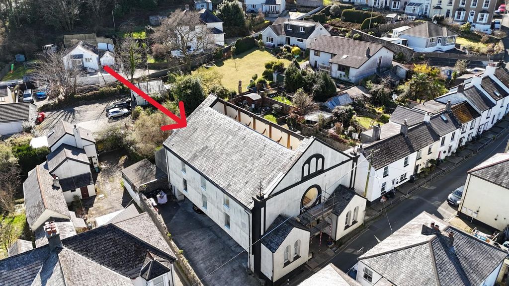 Property photo 3 of 19
