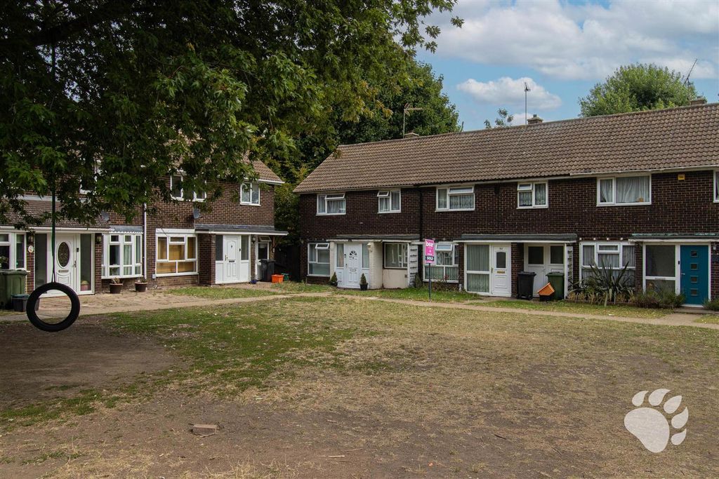 Property photo 1 of 19 Front