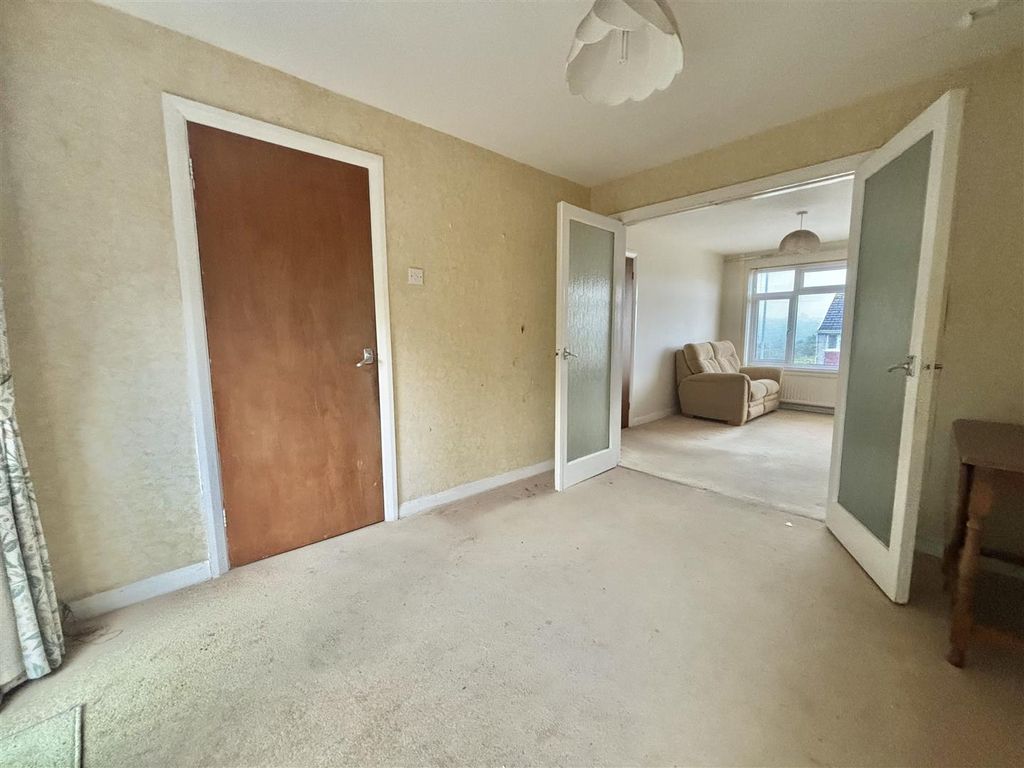 Property photo 3 of 17 Img_1847.Jpg