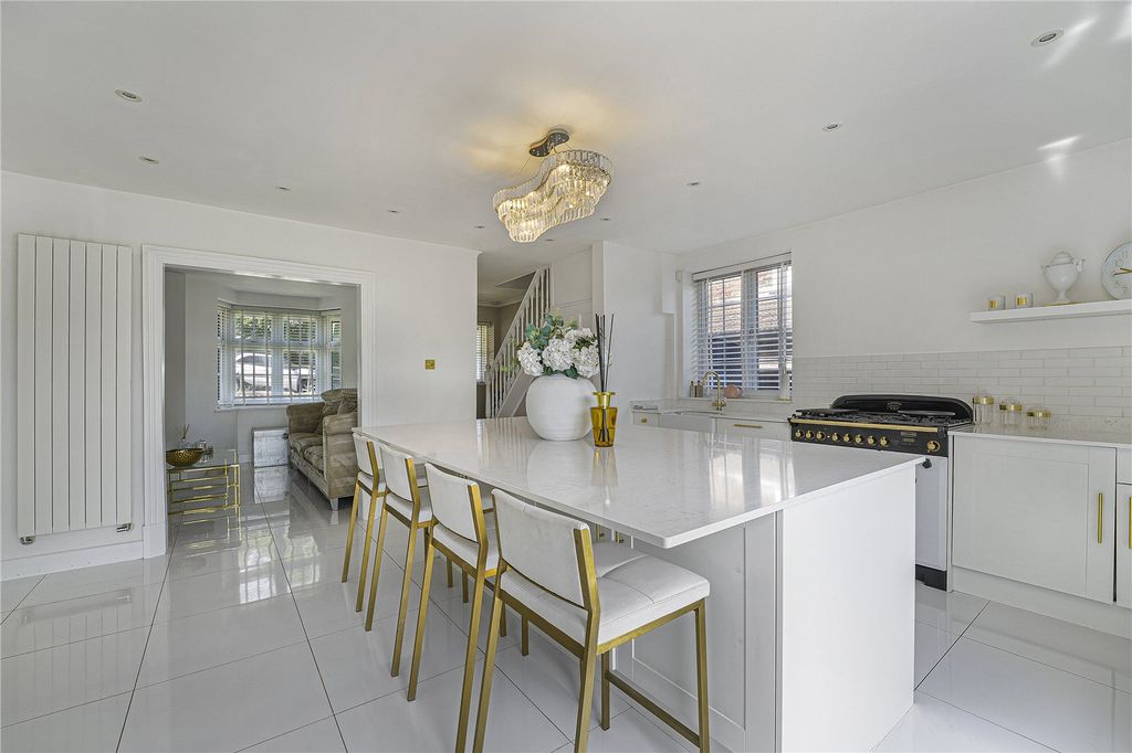 Property photo 3 of 37 Dining Area