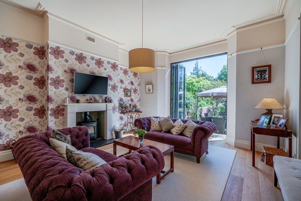 Property photo 3 of 41 1498553-20-1A01Fa...