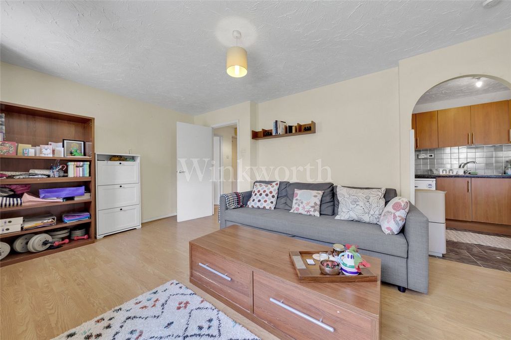 Property photo 1 of 11 Picture No. 14