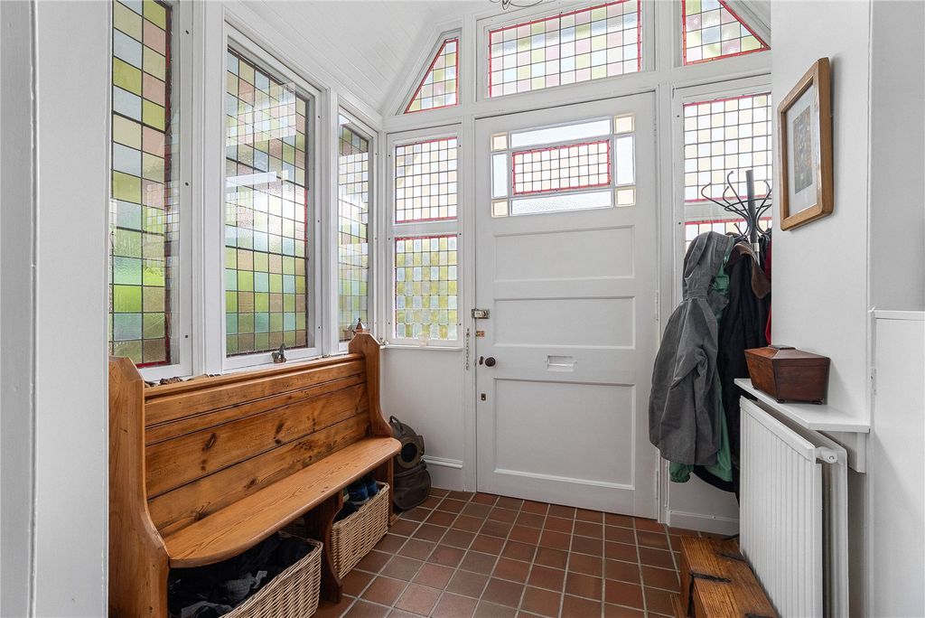 Property photo 2 of 46 Spingfield Road