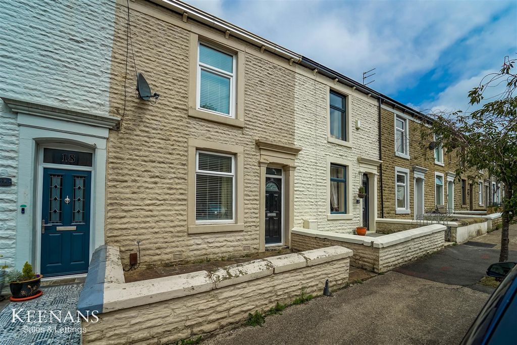 Property photo 3 of 23 3.Jpg