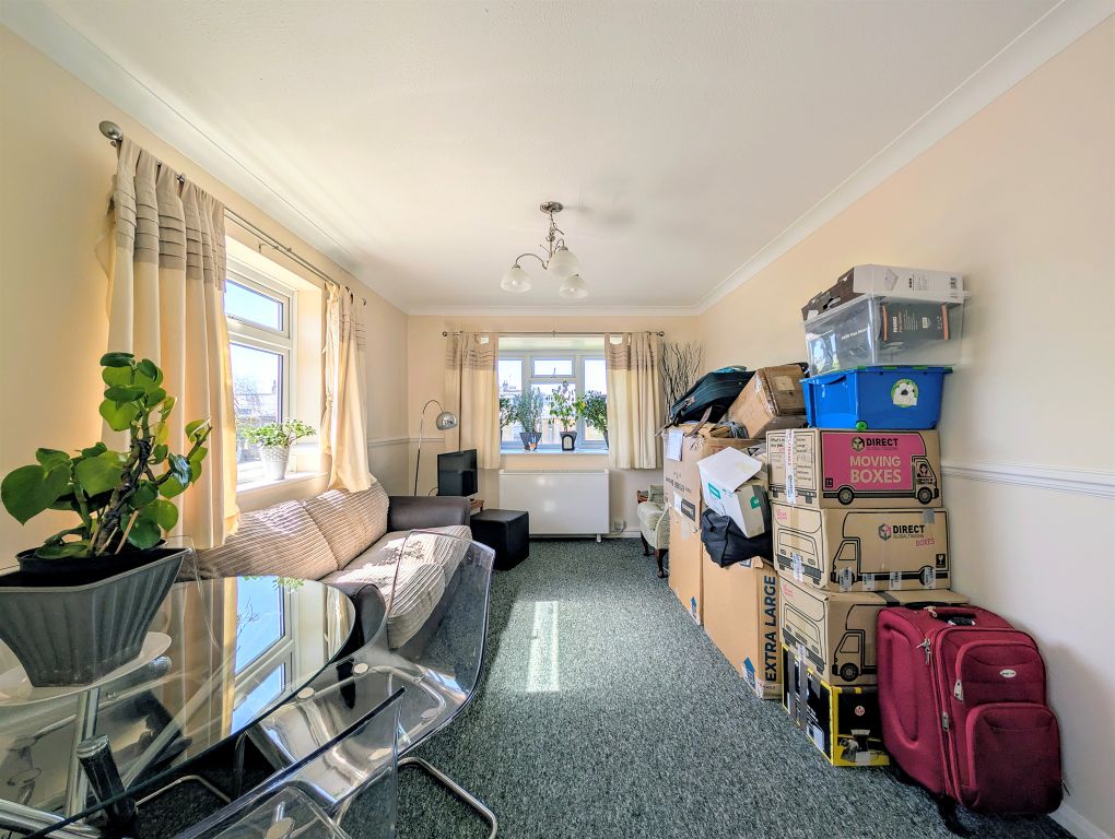 Property photo 2 of 12