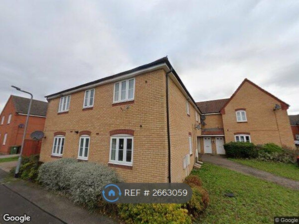 Property photo 2 of 13 Outside (Front)