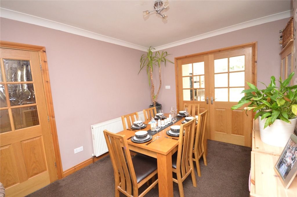 Property photo 3 of 13 Picture 3