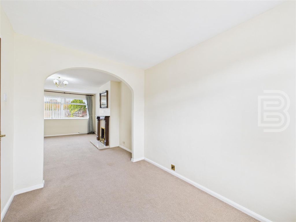 Property photo 3 of 17 Cam05587G0-Pr0072-Still007.Jpg