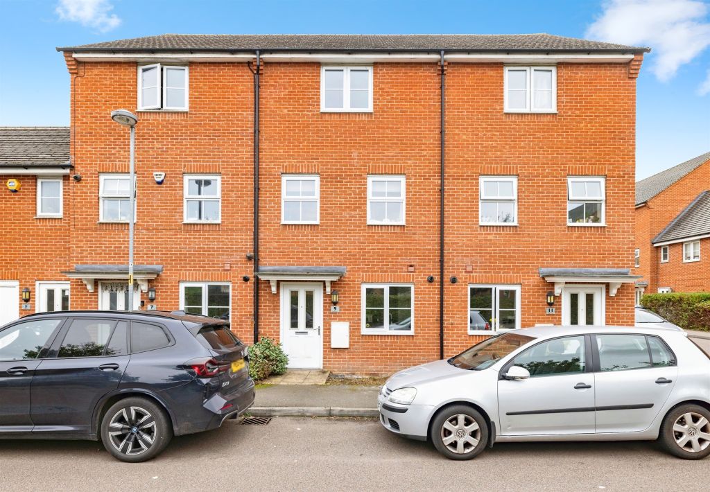 Property photo 1 of 17