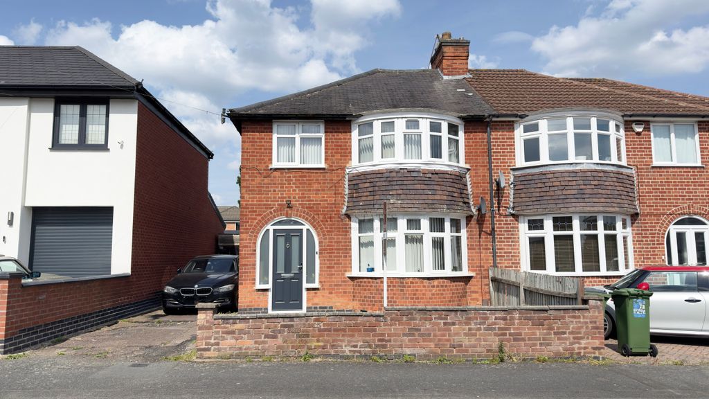 Property photo 1 of 2 1