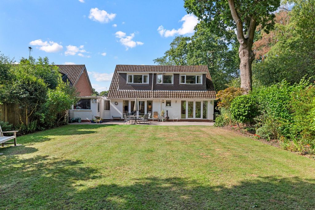Property photo 1 of 21