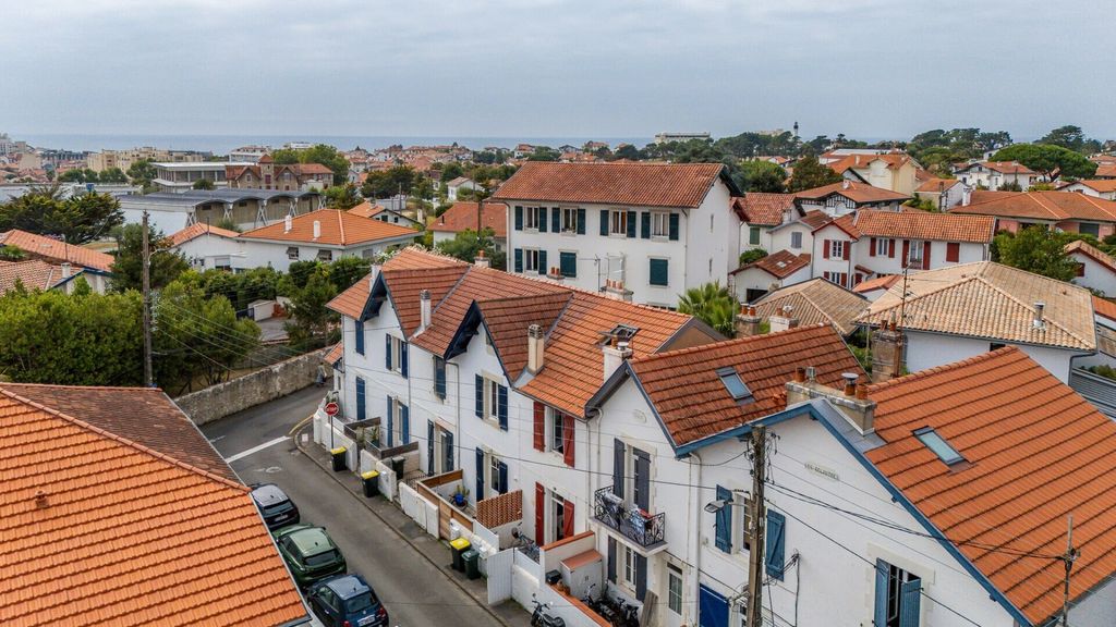 Property photo 1 of 13 Biarritz - Charming Townhouse
