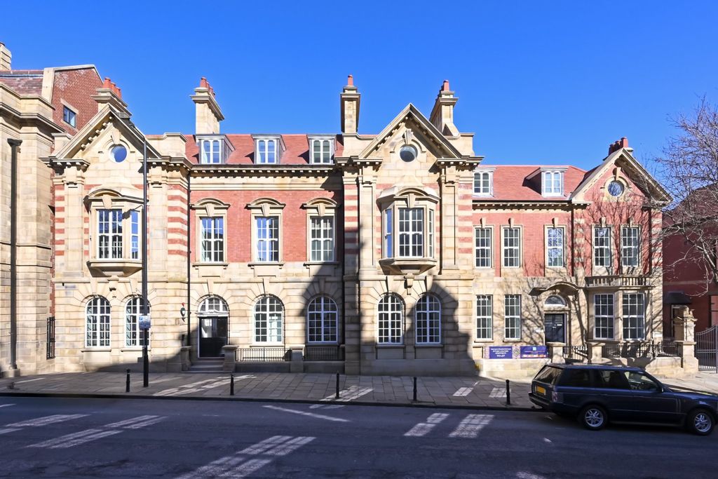 Property photo 2 of 11 Picture No. 01