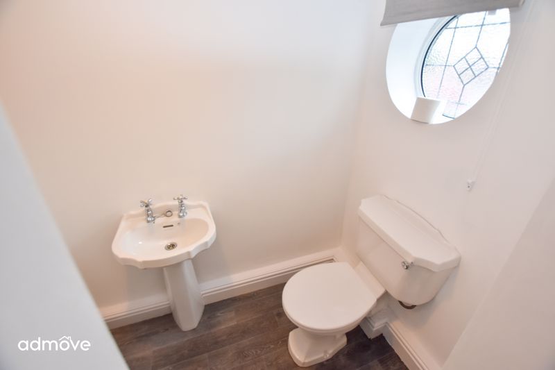 Property photo 3 of 19 Photo 9