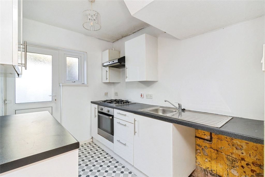 Property photo 3 of 26 Picture No. 46