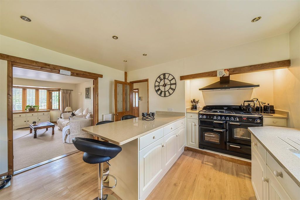 Property photo 2 of 42 1-69E6E8138098E-1440920-18-69E63Aab5F3F8-1.Jpg