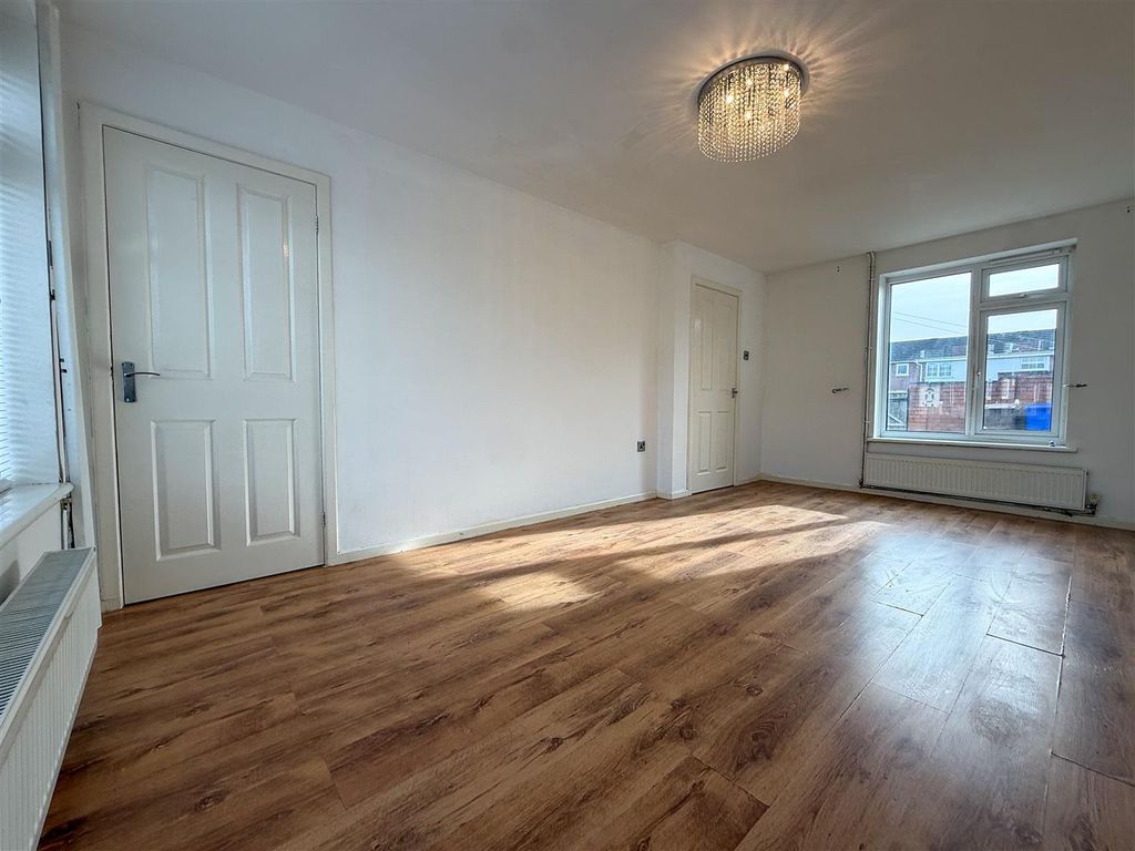 Property photo 2 of 28 20260217_132257938_Ios.Jpg