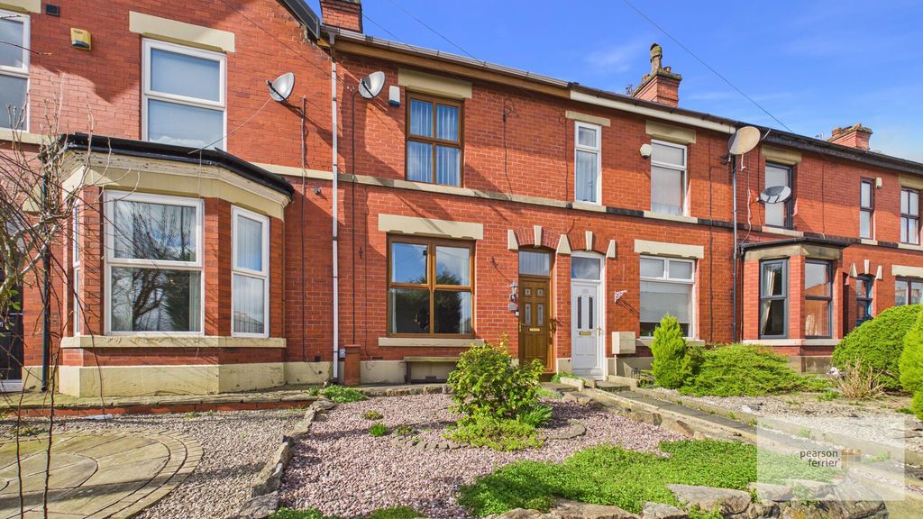 Property photo 1 of 22 Front