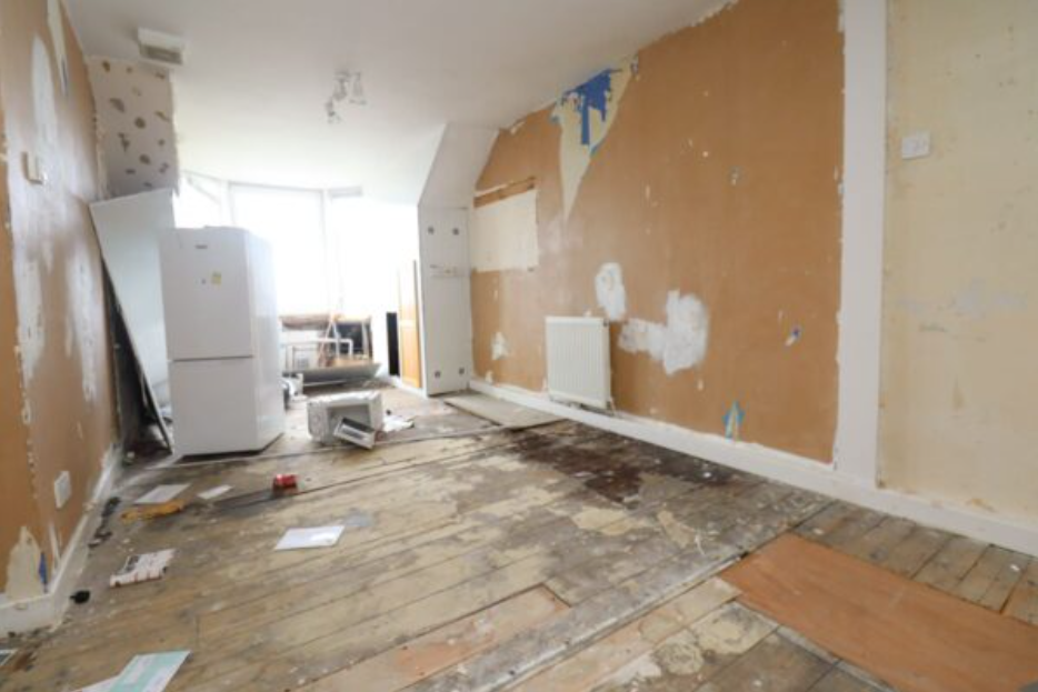 Property photo 3 of 4