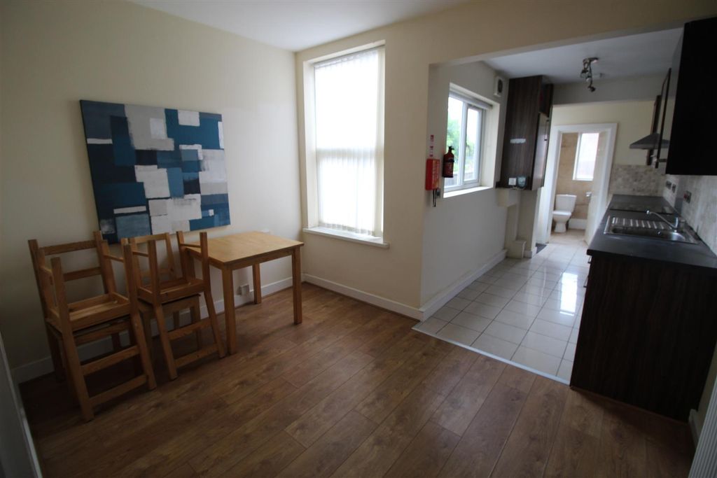 Property photo 3 of 8 Img_0761.Jpg