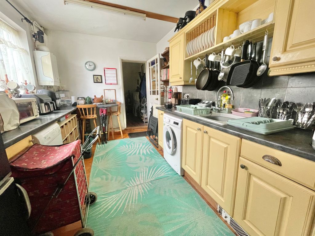 Property photo 3 of 20