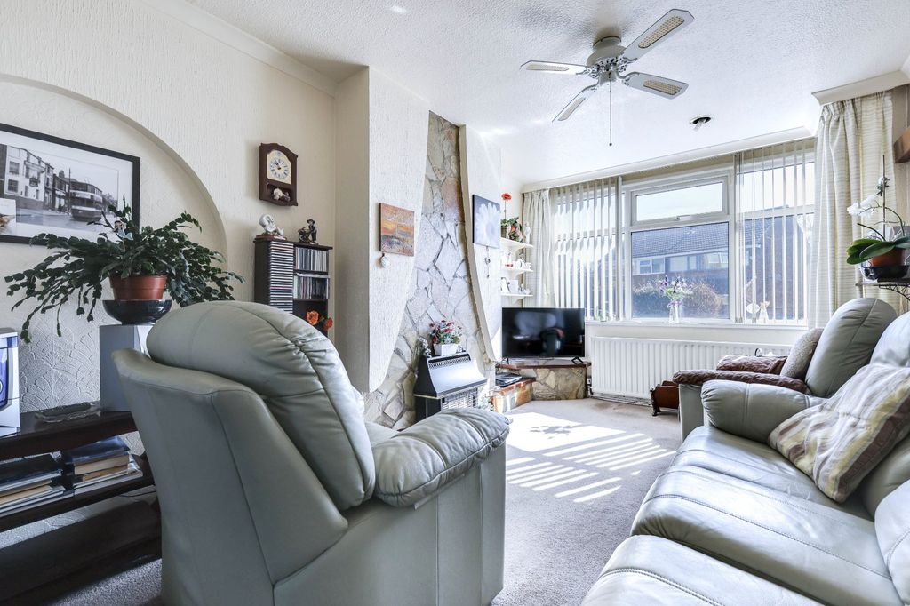 Property photo 2 of 15 Picture No. 02