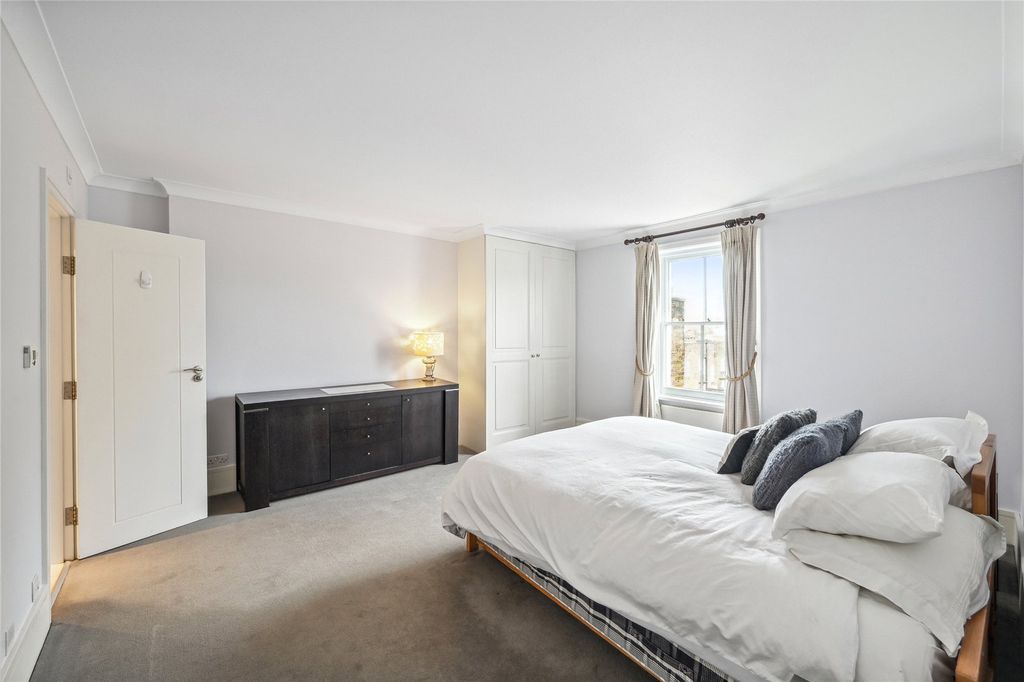 Property photo 3 of 12 Picture No. 03