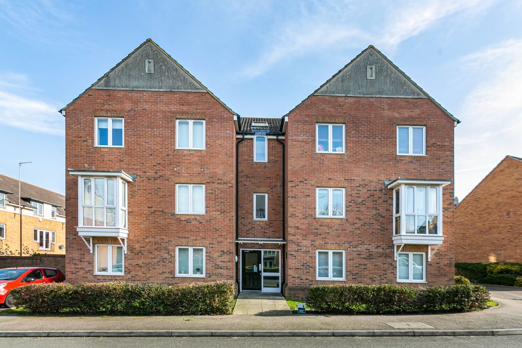 Property photo 1 of 10 3984120