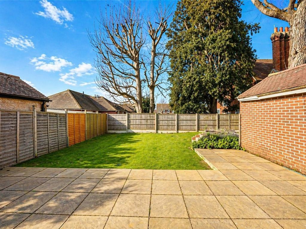 Property photo 2 of 9 Photo 2