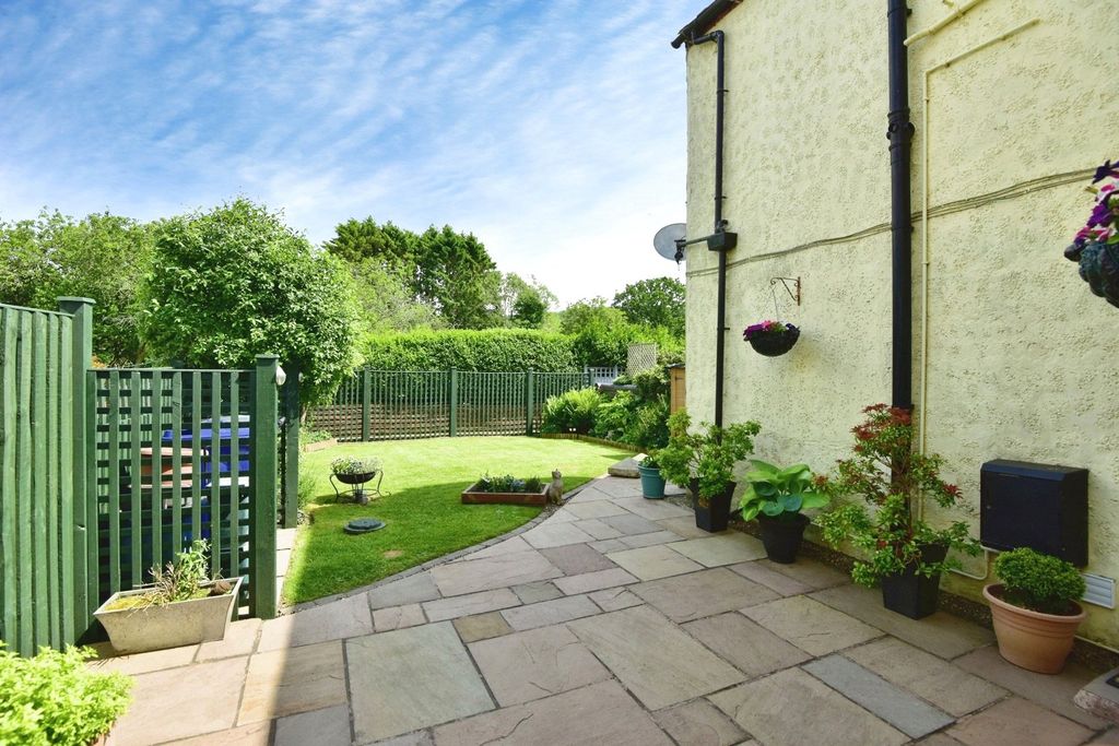 Property photo 2 of 18 Pbox-Img.Jpg