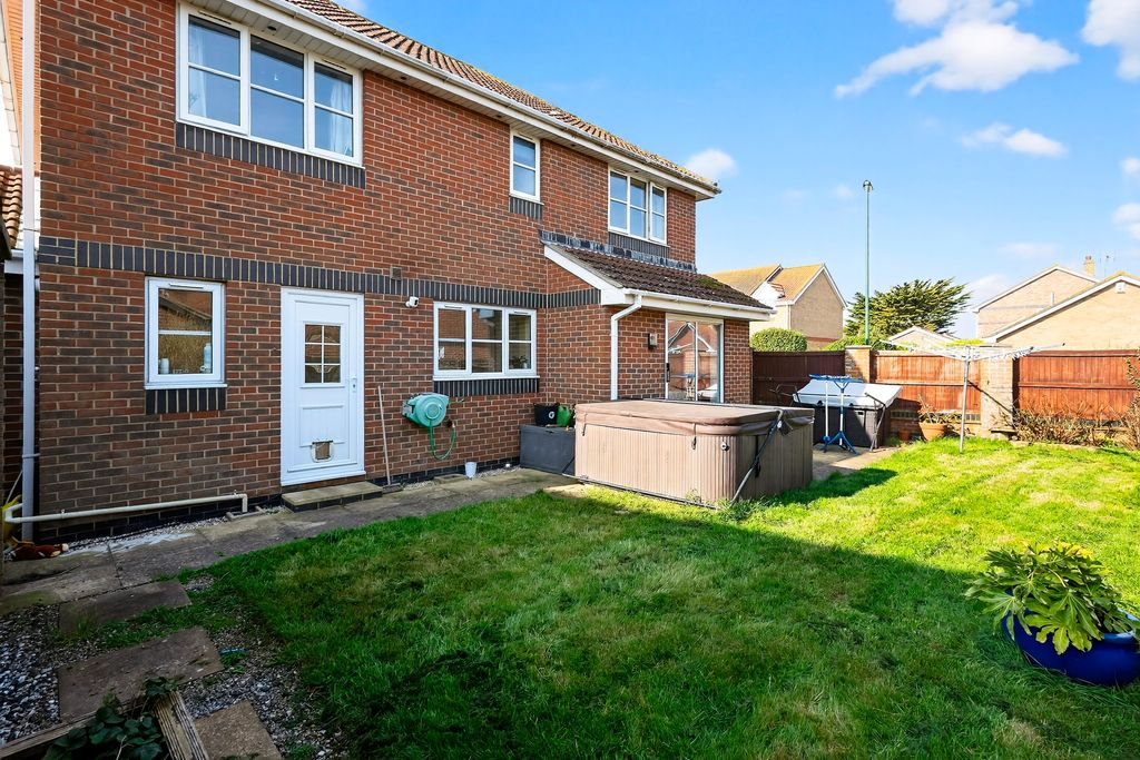 Property photo 2 of 20 Rear Garden