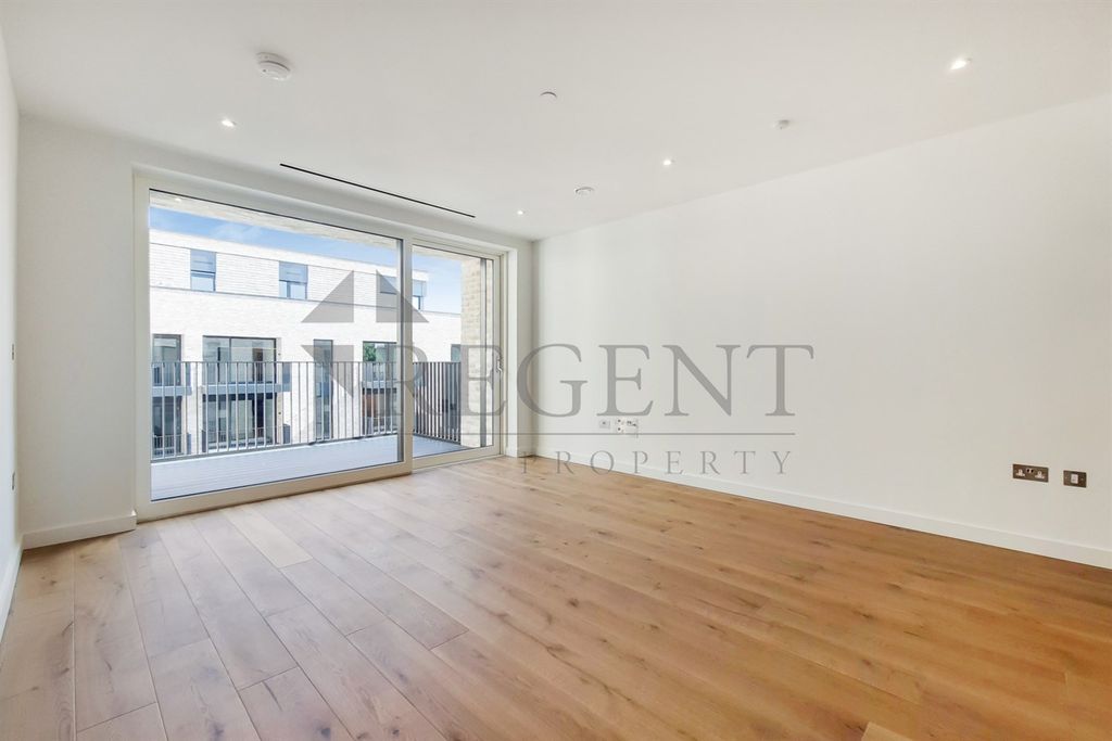 Property photo 1 of 10 Reception