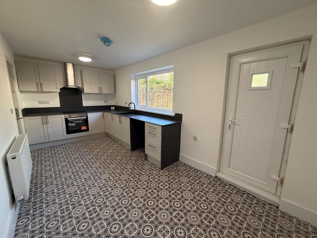 Property photo 1 of 14 Tempimageu7Ennj.Jpg