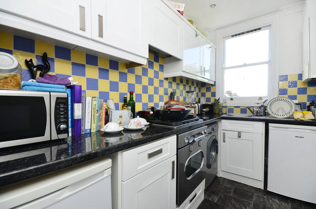 Property photo 2 of 4