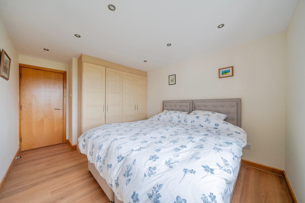 Additional image 16 of 2 bed penthouse for saleCumberland Road, Bristol BS1