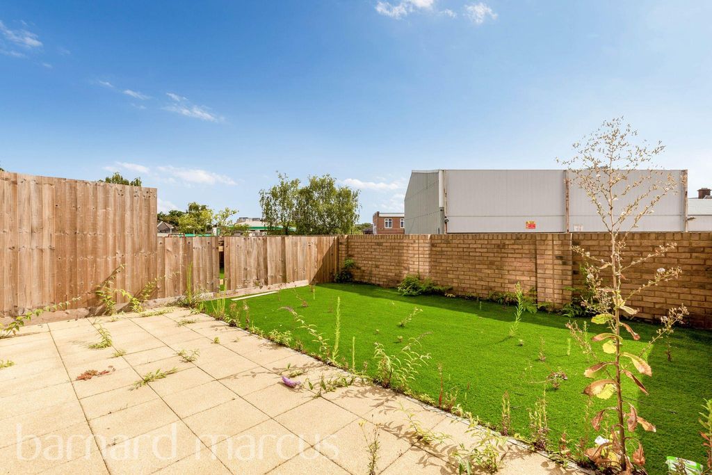 Property photo 3 of 13 Image