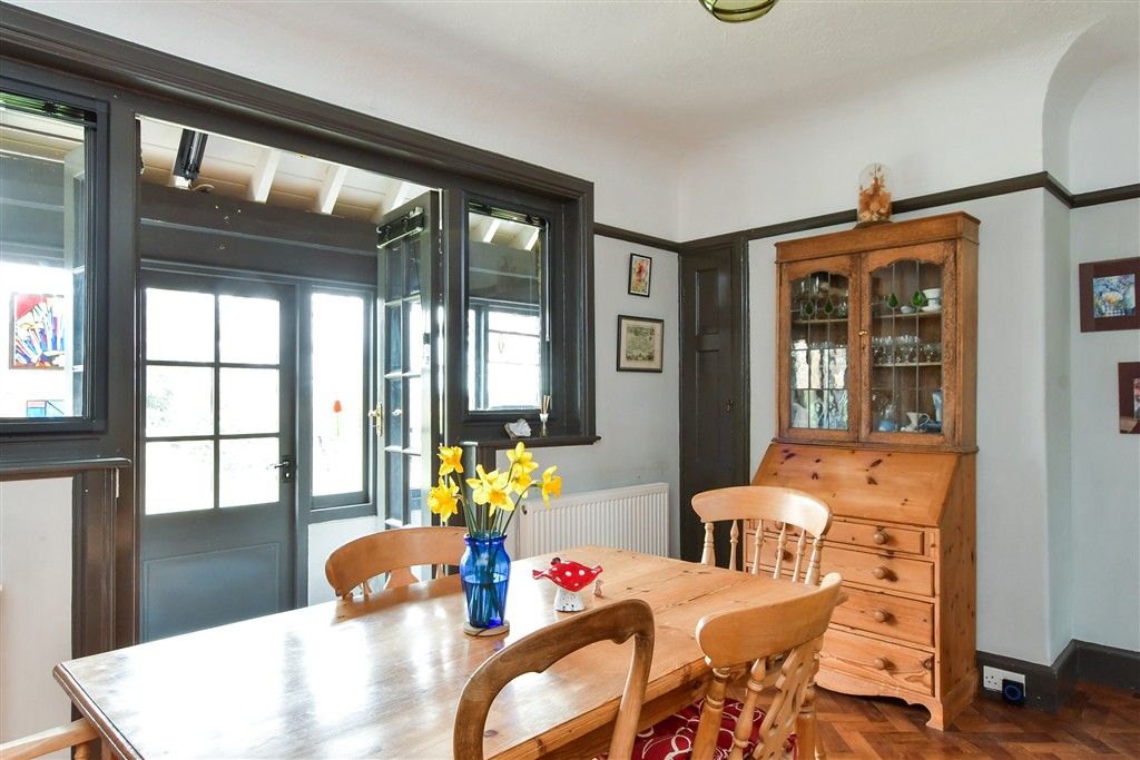 Property photo 1 of 14 Dining Room